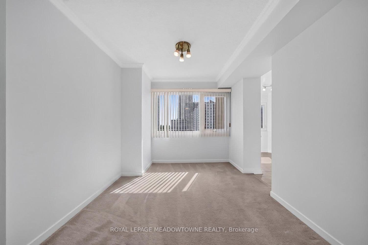1580 Mississauga Valley Boulevard, Unit 1501 thumbnail 23