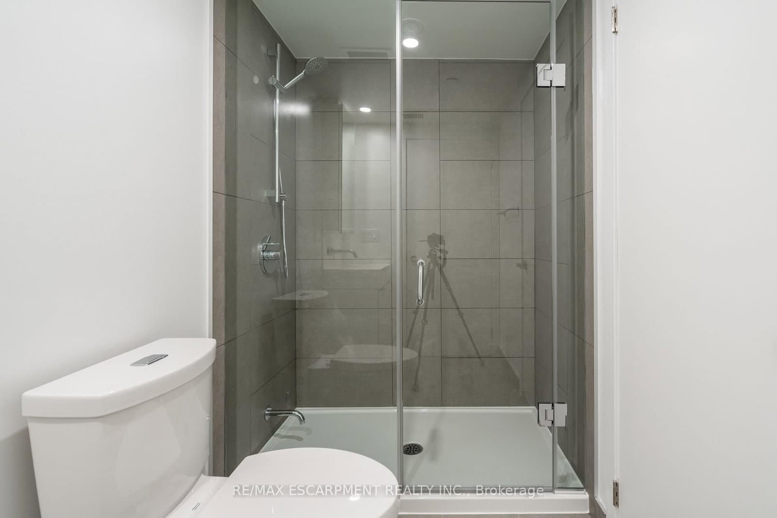 370 Martha Street, Unit 309 thumbnail 15