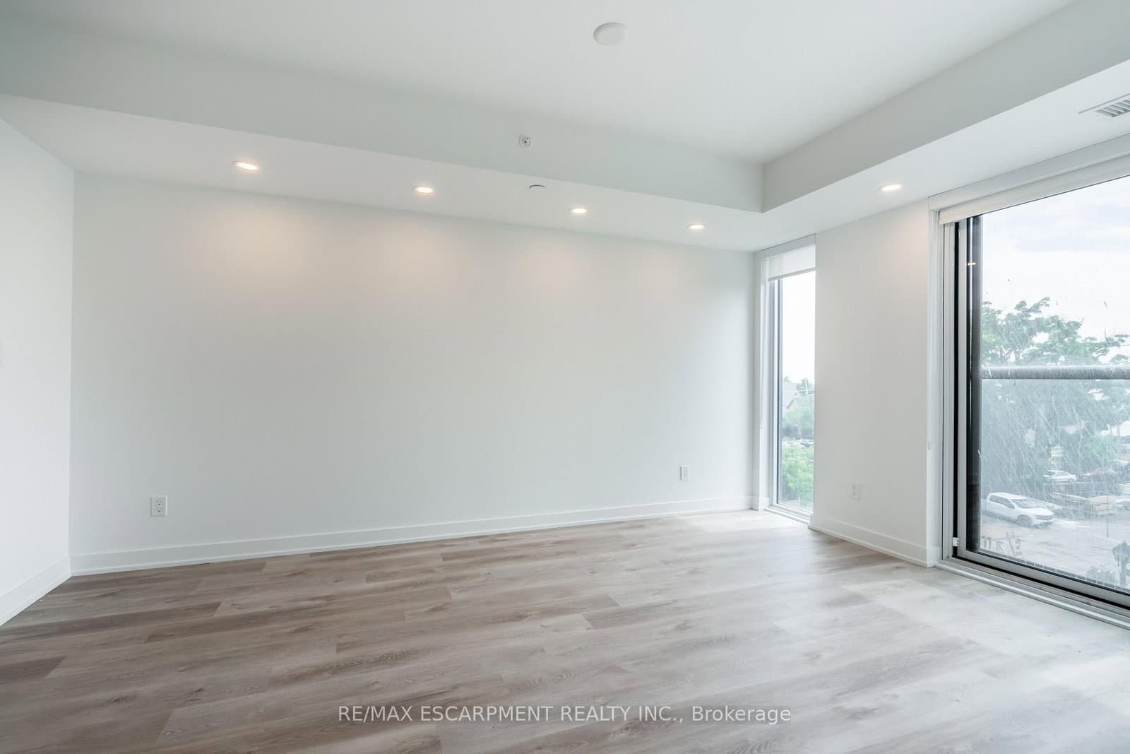 370 Martha Street, Unit 309 thumbnail 20