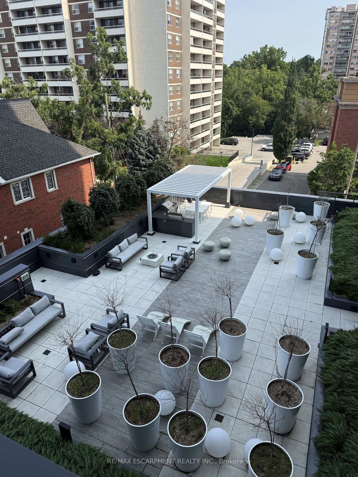 370 Martha Street, Unit 309 thumbnail 36