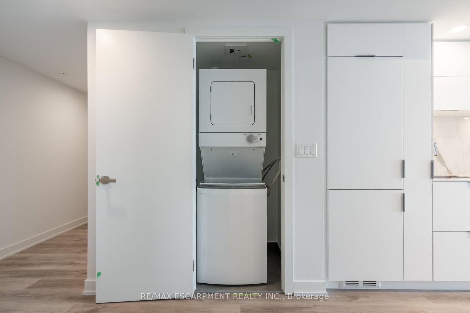 370 Martha Street, Unit 309 thumbnail 7