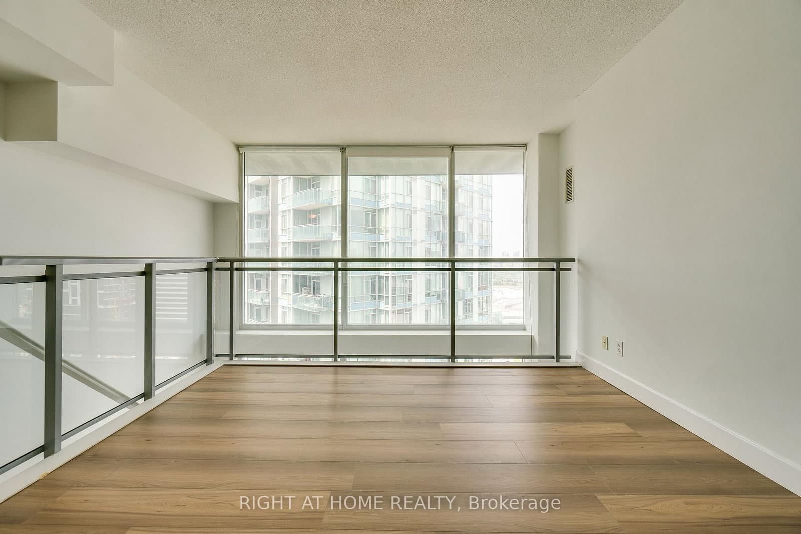 223 Webb Drive, Unit 2702 thumbnail 15