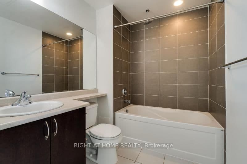 223 Webb Drive, Unit 2702 thumbnail 17