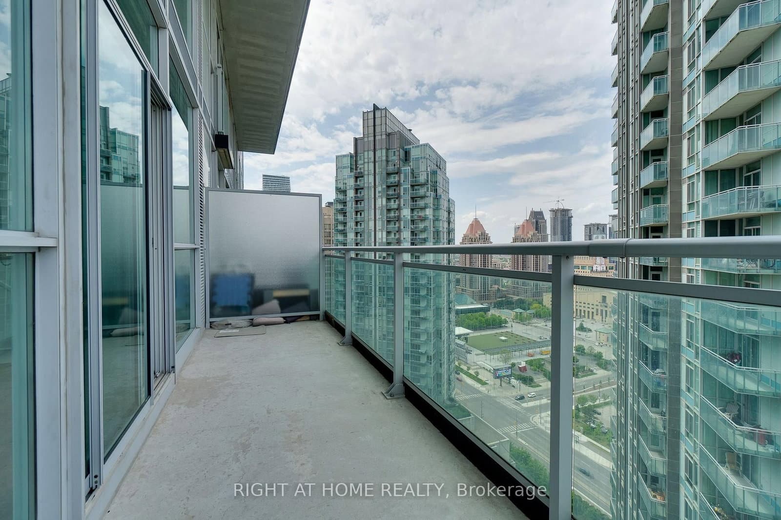 223 Webb Drive, Unit 2702 thumbnail 19