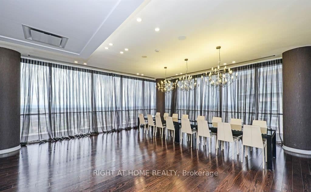 223 Webb Drive, Unit 2702 thumbnail 26