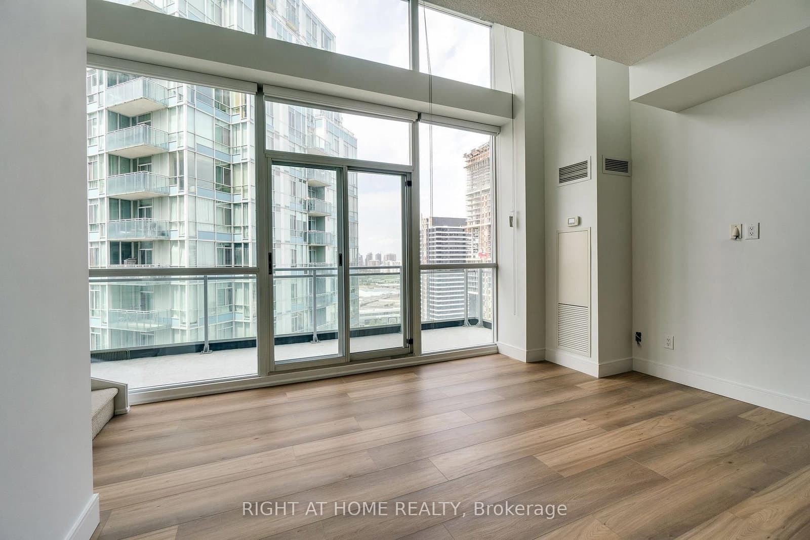 223 Webb Drive, Unit 2702 thumbnail 5