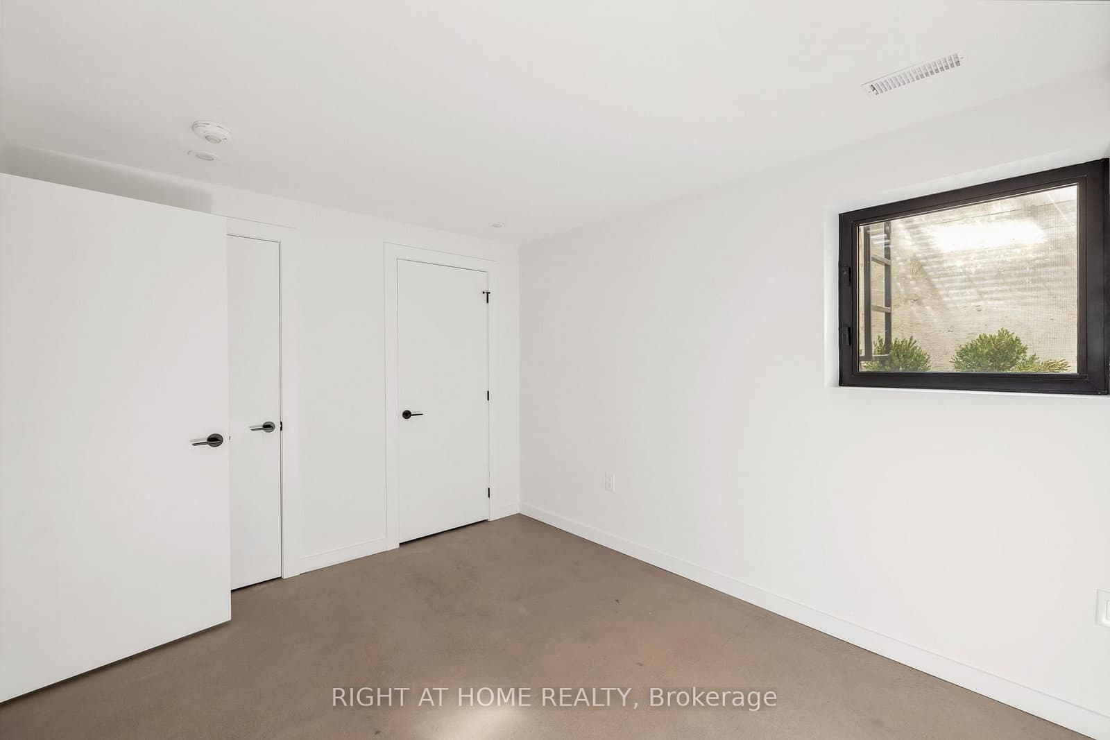 86 Lansdowne Avenue, Unit Unit #4 thumbnail 9