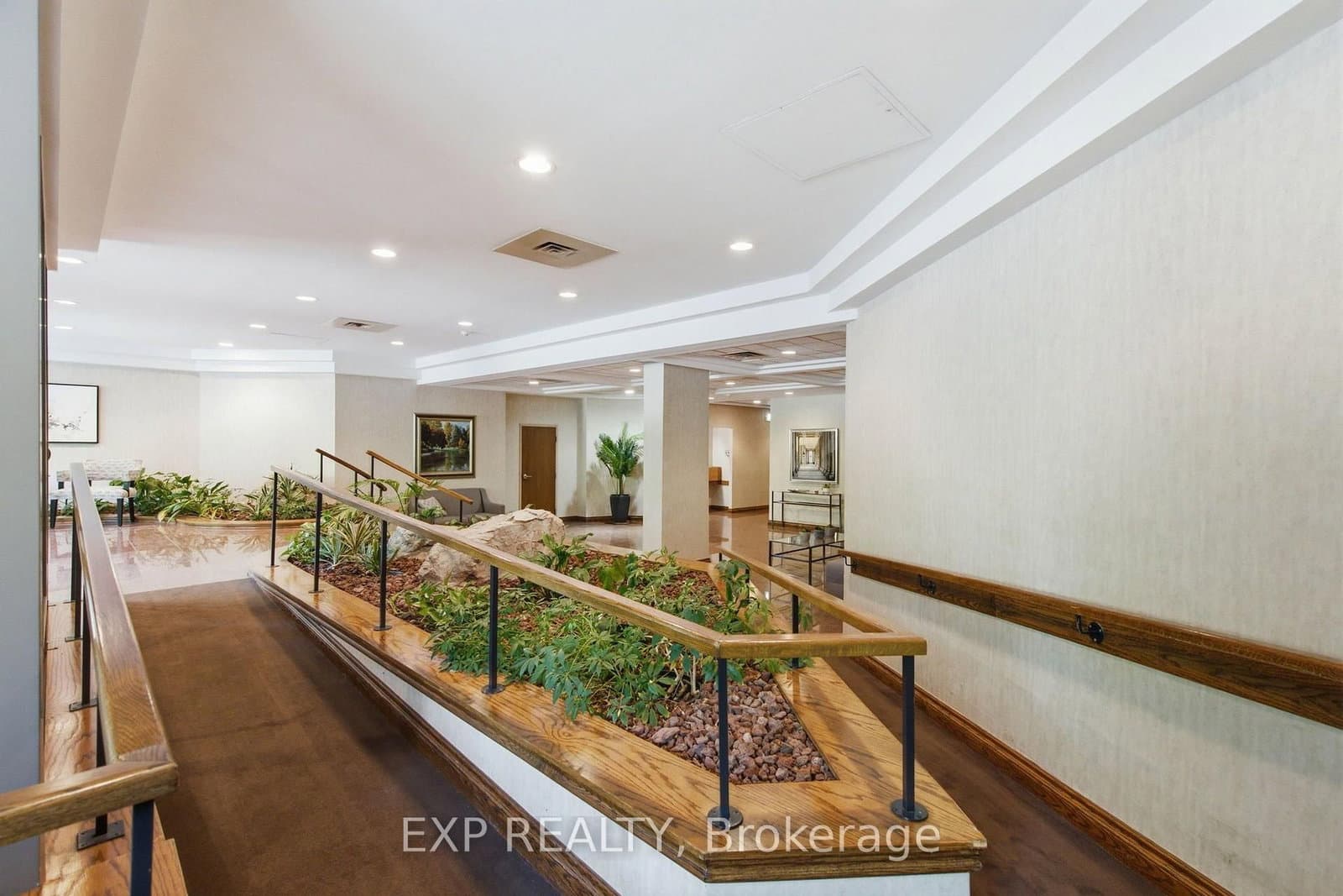 1903 Pilgrims Way, Unit 302 thumbnail 13