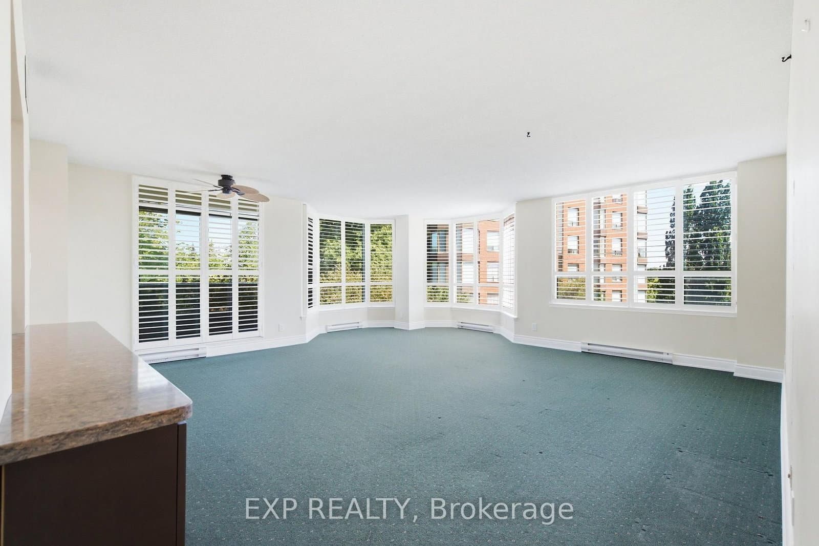 1903 Pilgrims Way, Unit 302 thumbnail 3