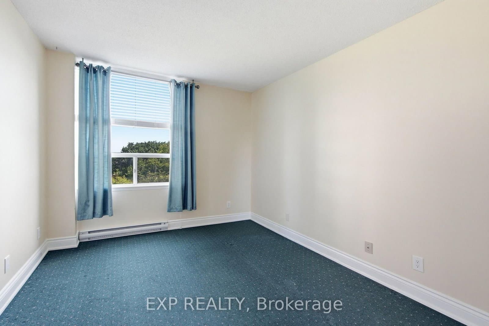 1903 Pilgrims Way, Unit 302 thumbnail 7