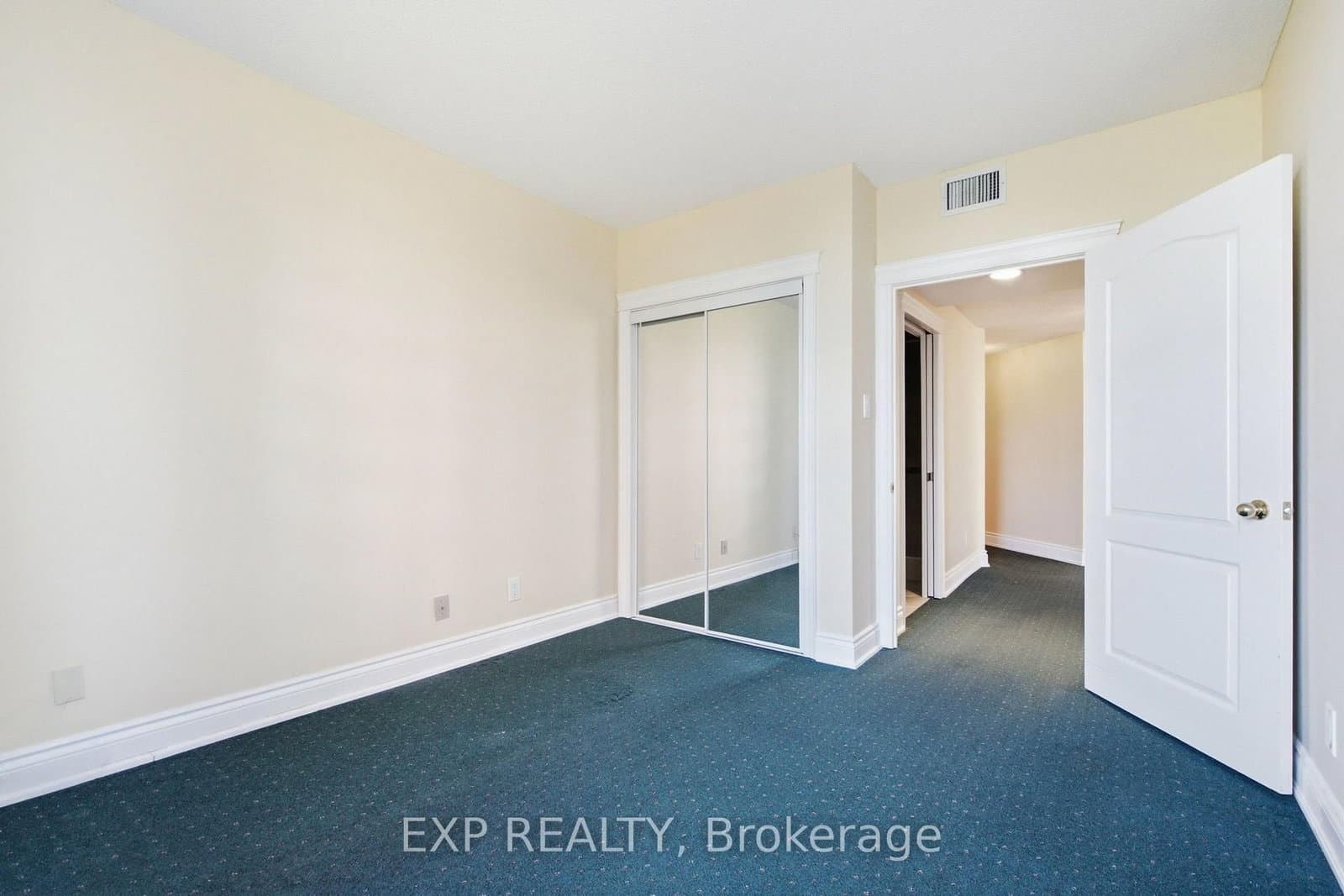 1903 Pilgrims Way, Unit 302 thumbnail 9