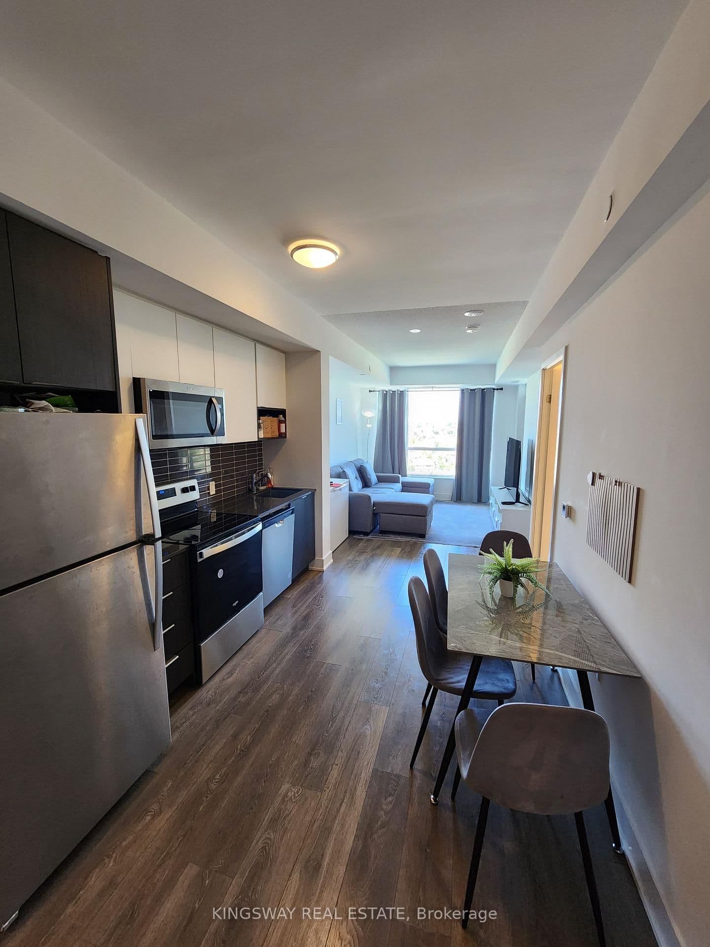 202 Burnhamthorpe Road E, Unit 1207W thumbnail 10