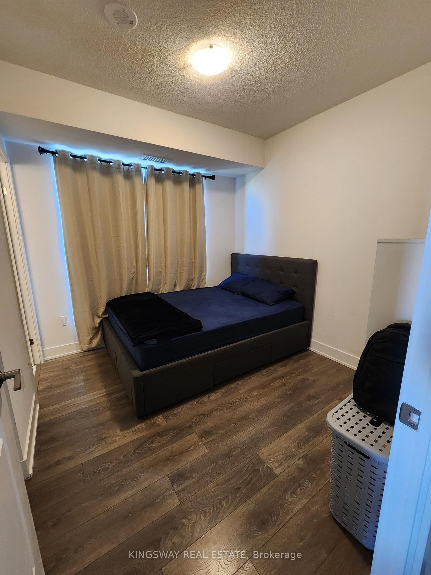 202 Burnhamthorpe Road E, Unit 1207W thumbnail 14