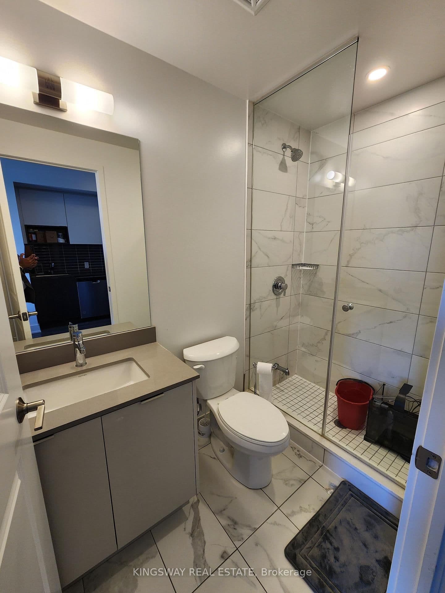 202 Burnhamthorpe Road E, Unit 1207W thumbnail 17