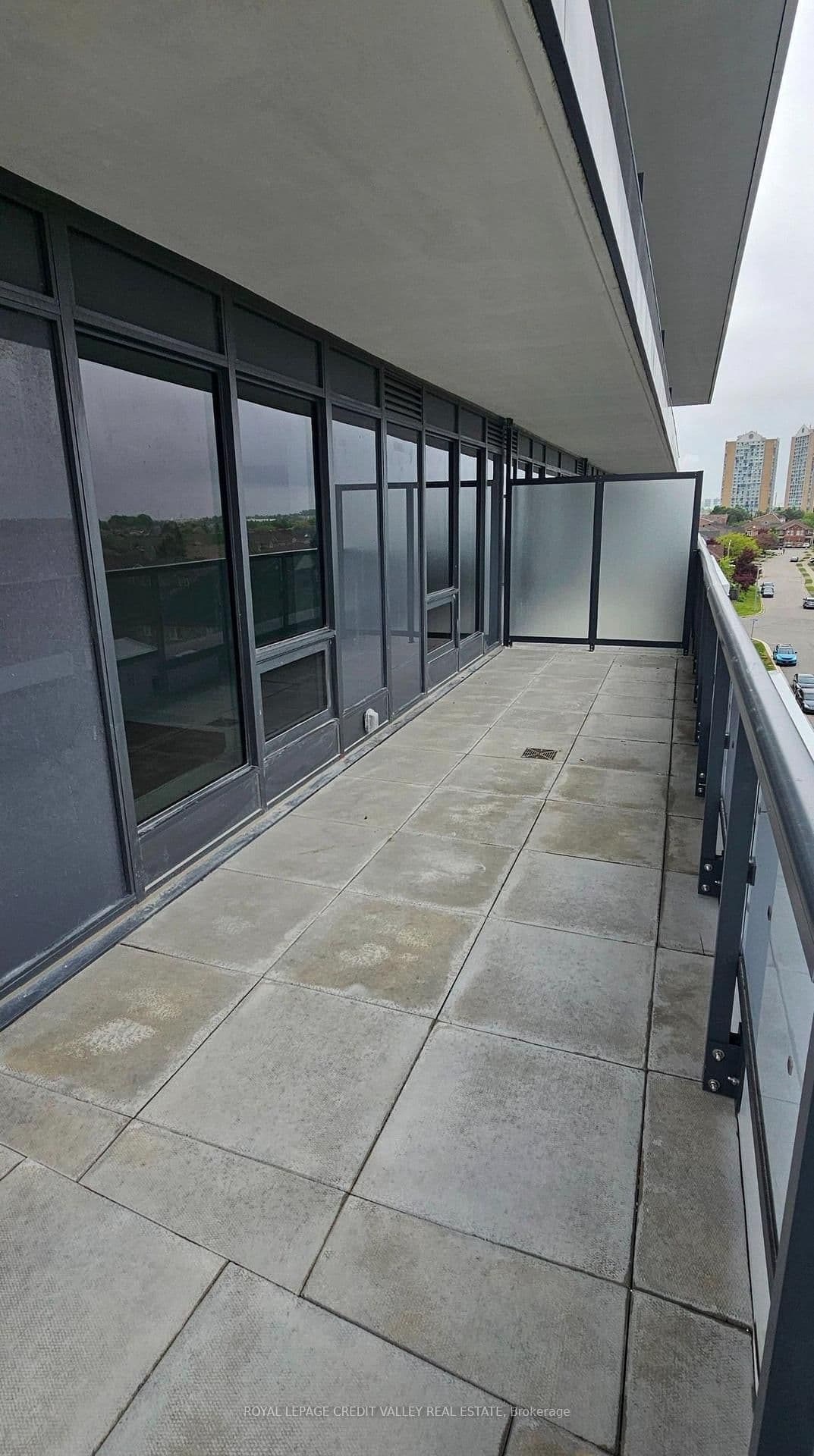 5105 Hurontario Street, Unit 529 thumbnail 16