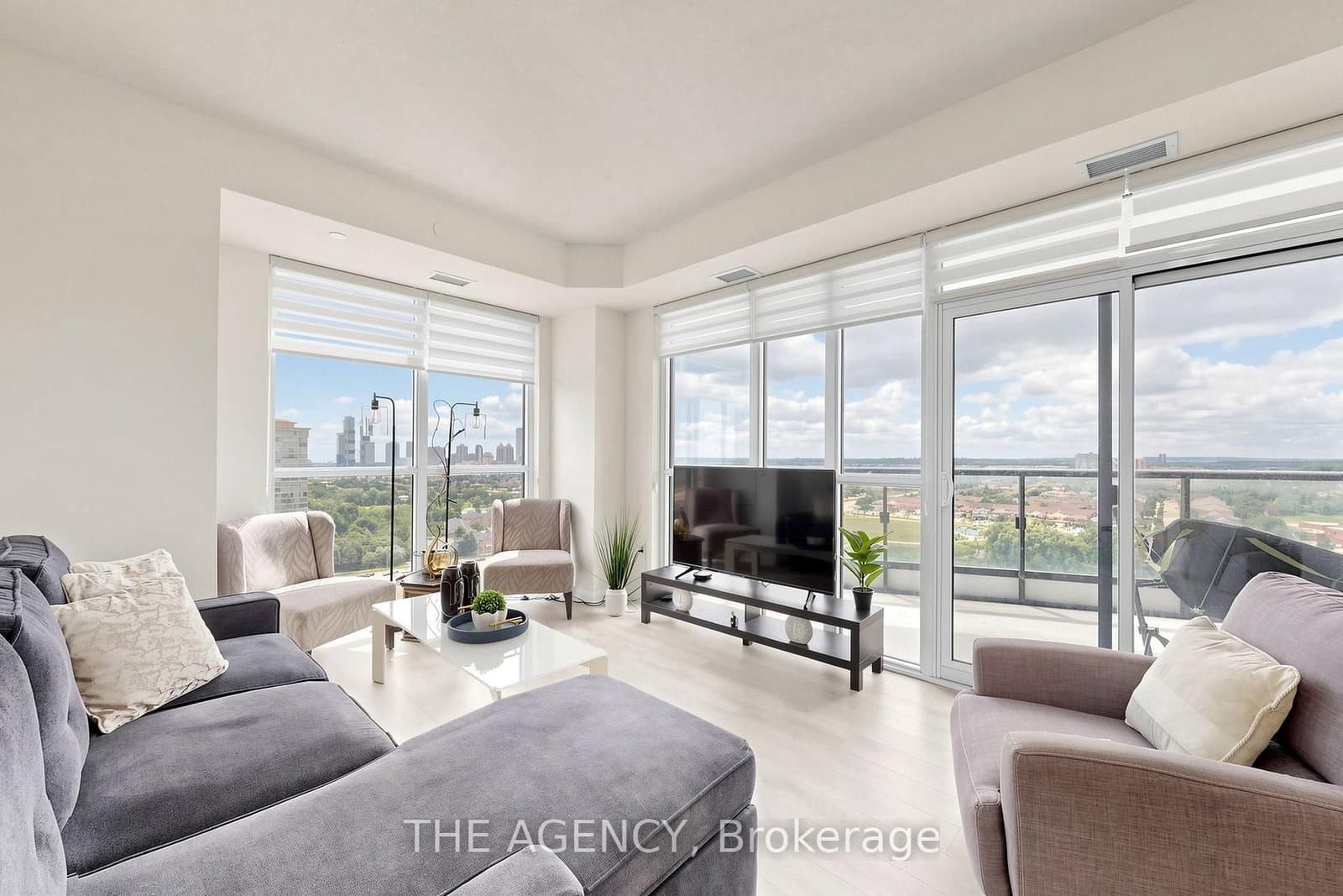 65 Watergarden Drive, Unit 1404 thumbnail 13
