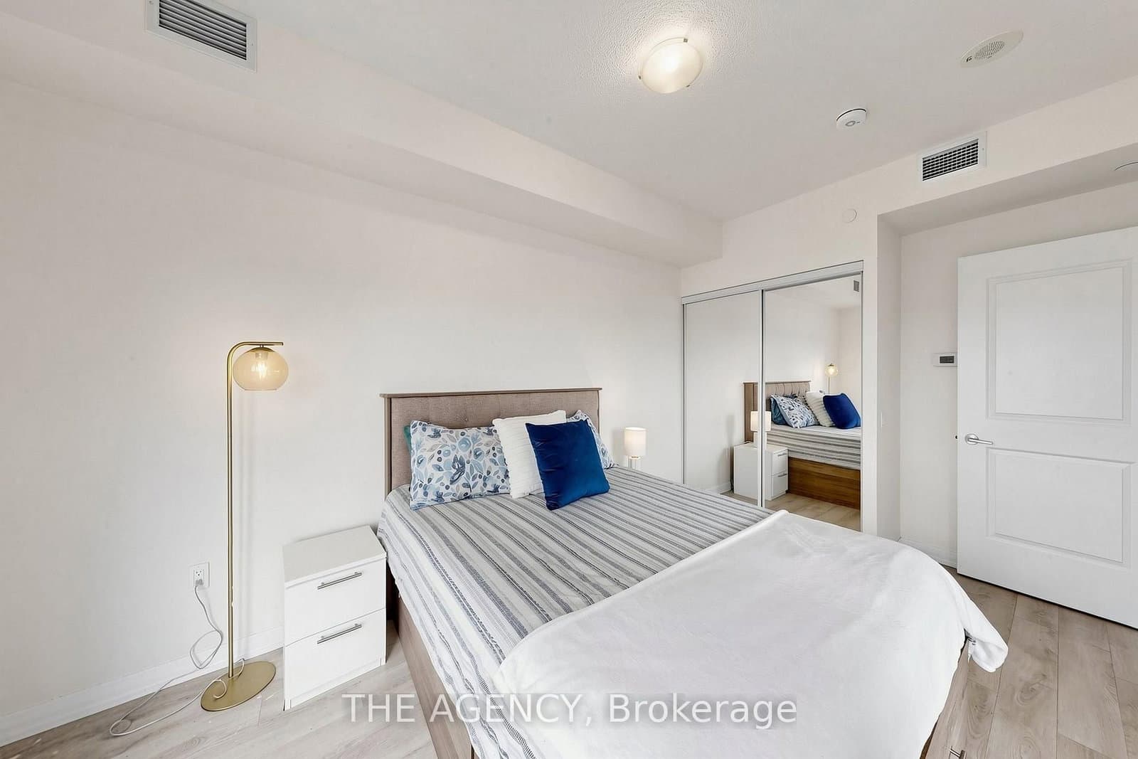 65 Watergarden Drive, Unit 1404 thumbnail 18