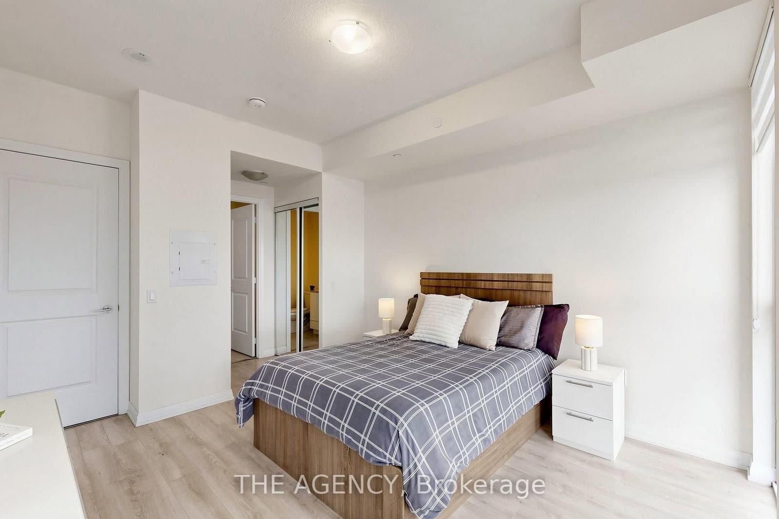 65 Watergarden Drive, Unit 1404 thumbnail 20