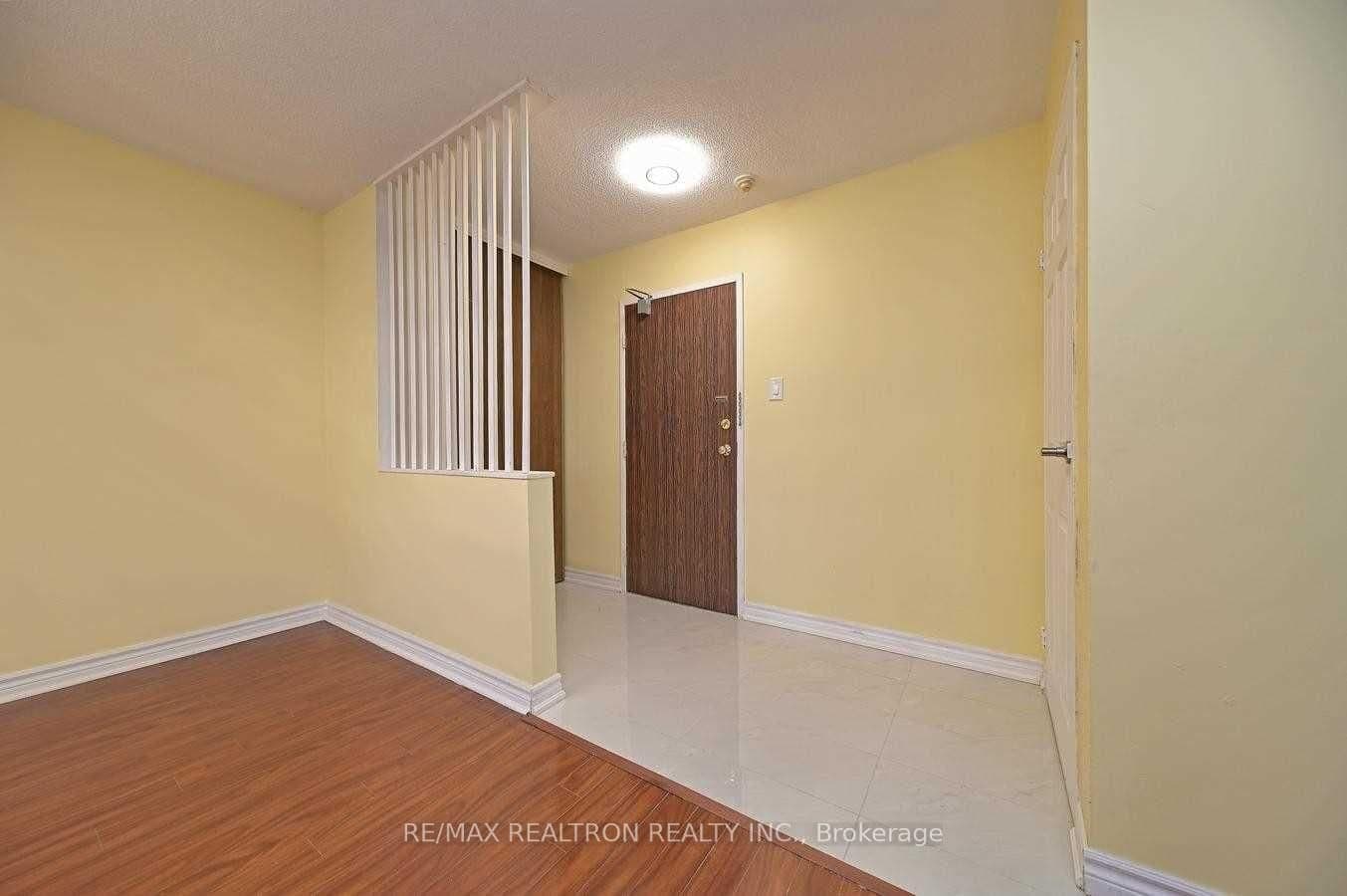 21 Knightsbridge Road, Unit 1201 thumbnail 4