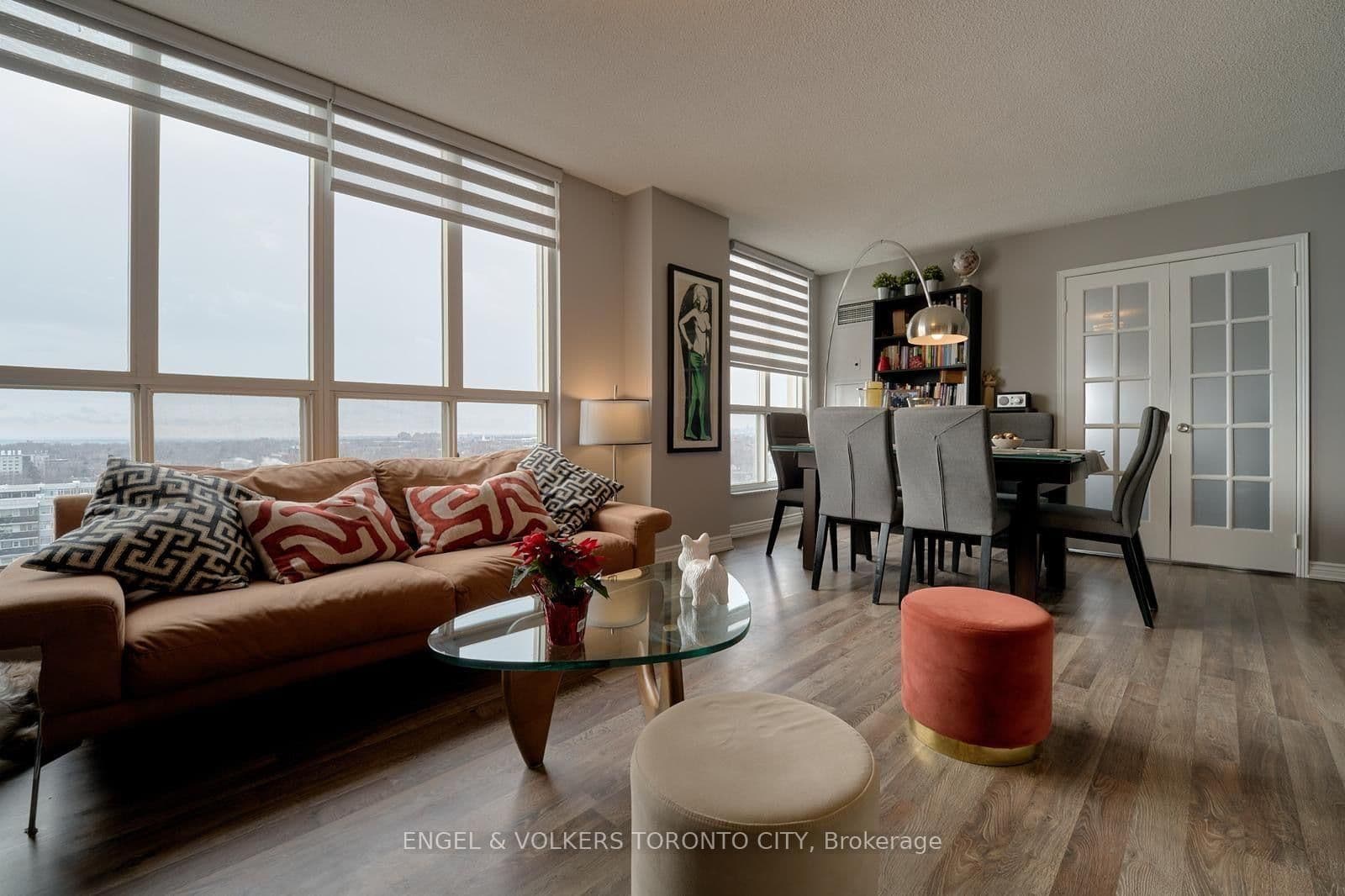 2285 Lake Shore Boulevard W, Unit 1204 thumbnail 3