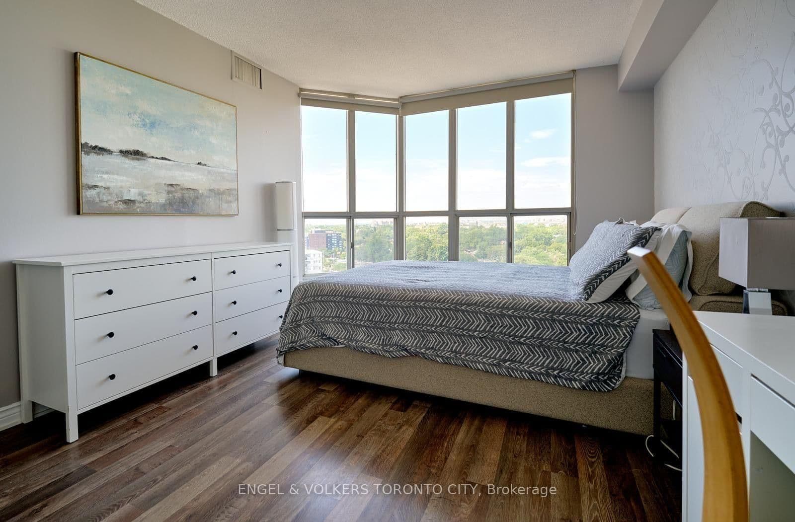 2285 Lake Shore Boulevard W, Unit 1204 thumbnail 33
