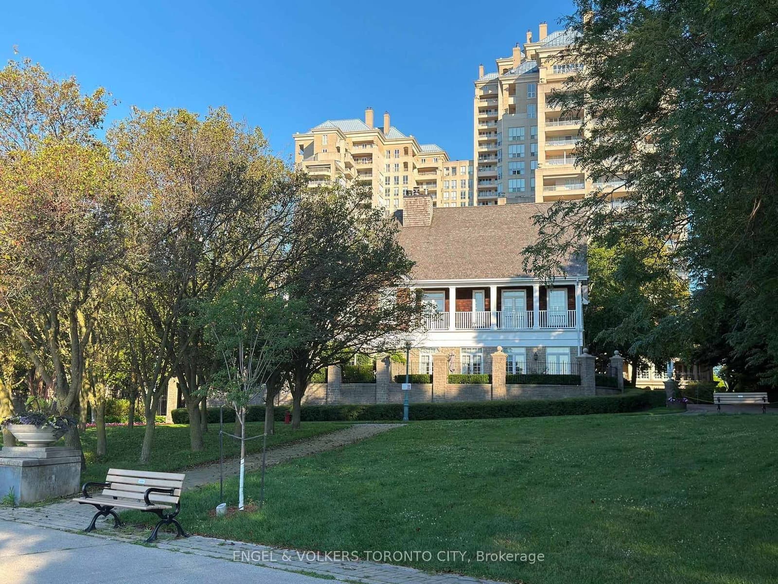 2285 Lake Shore Boulevard W, Unit 1204 thumbnail 45