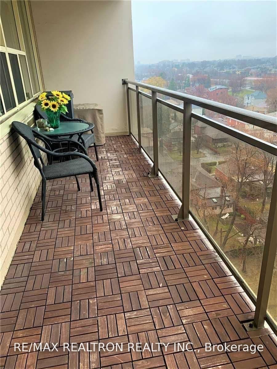 155 Marlee Avenue, Unit 1201 thumbnail 8