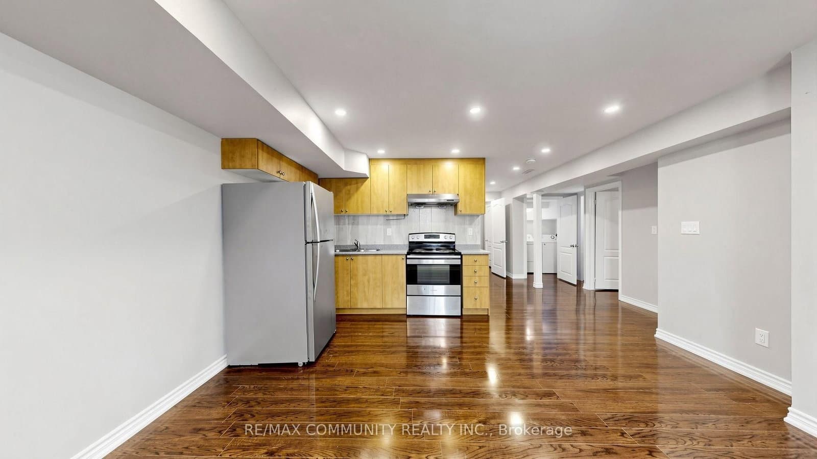 5 Mugford Crescent N, Unit Basement thumbnail 8