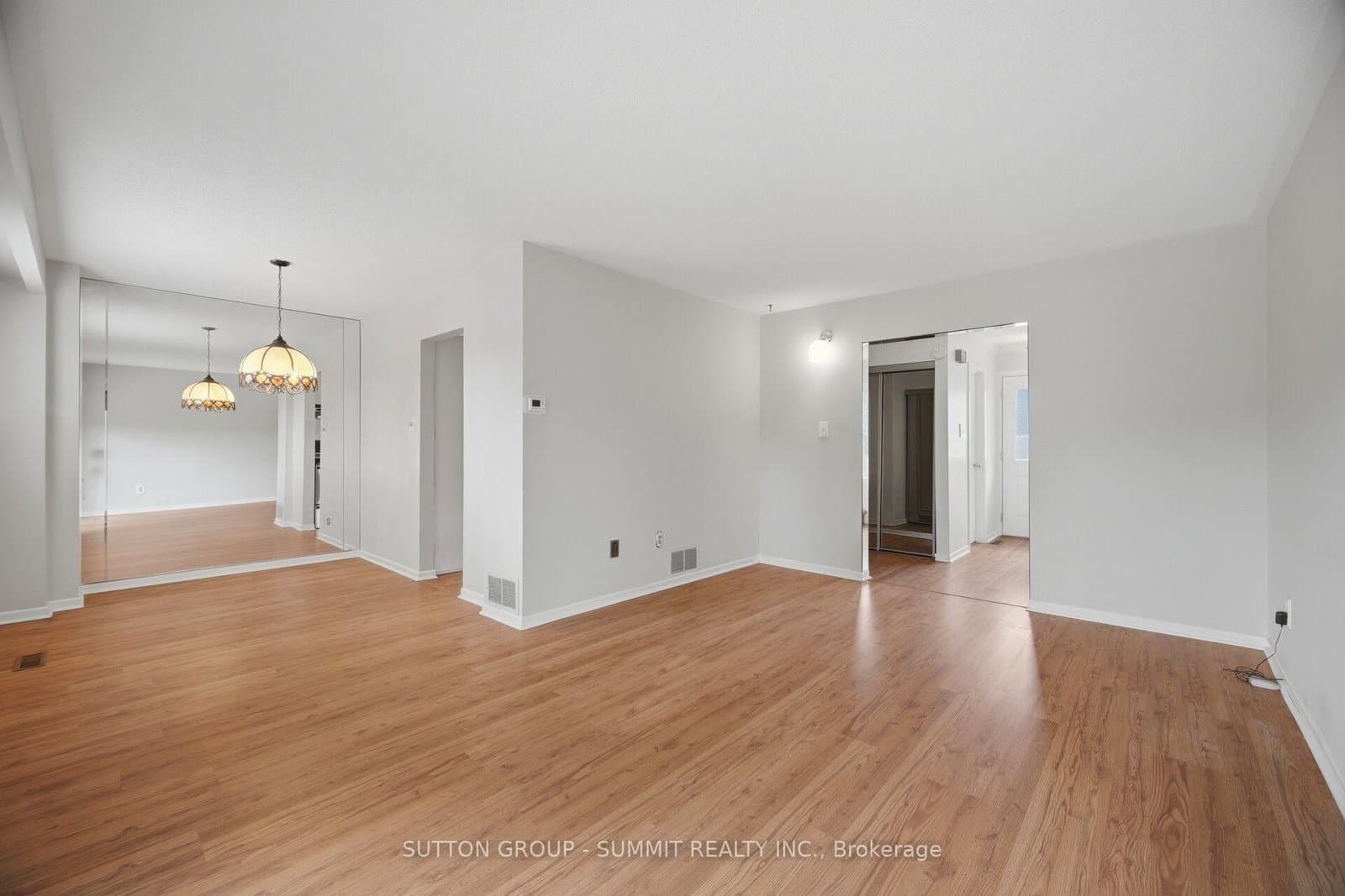 667 Green Meadow Crescent thumbnail 8