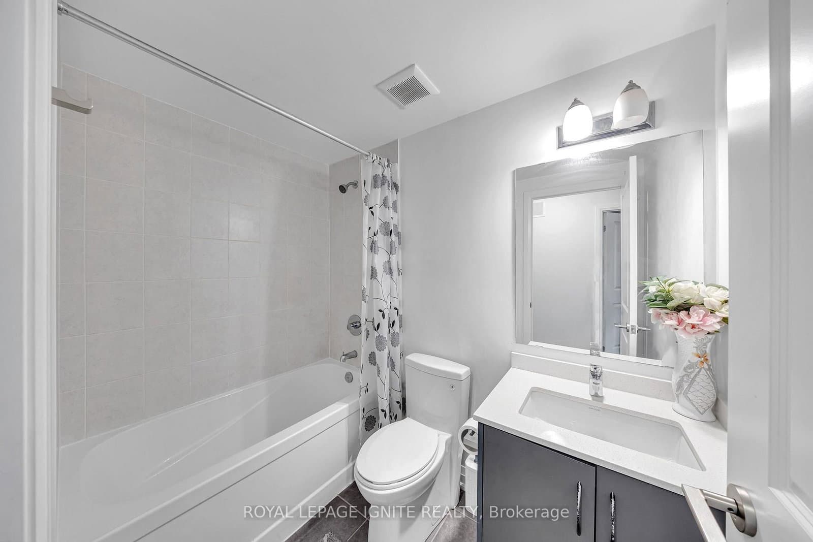65 Attmar Drive, Unit 152 thumbnail 11