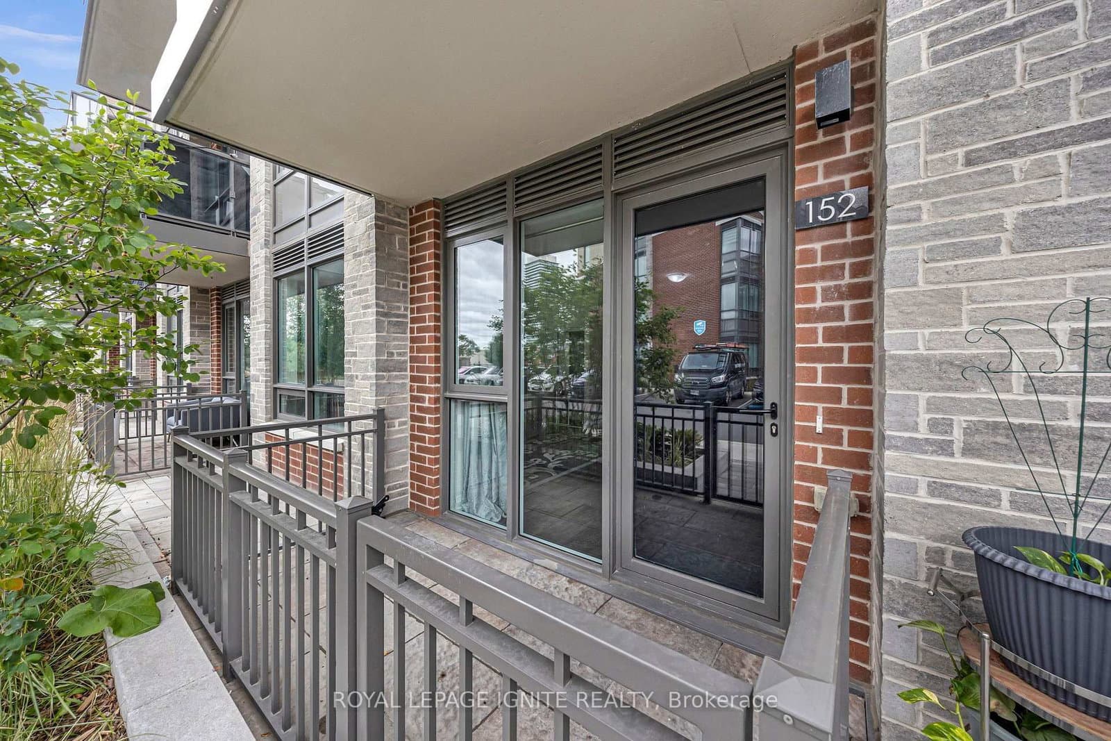 65 Attmar Drive, Unit 152 thumbnail 25