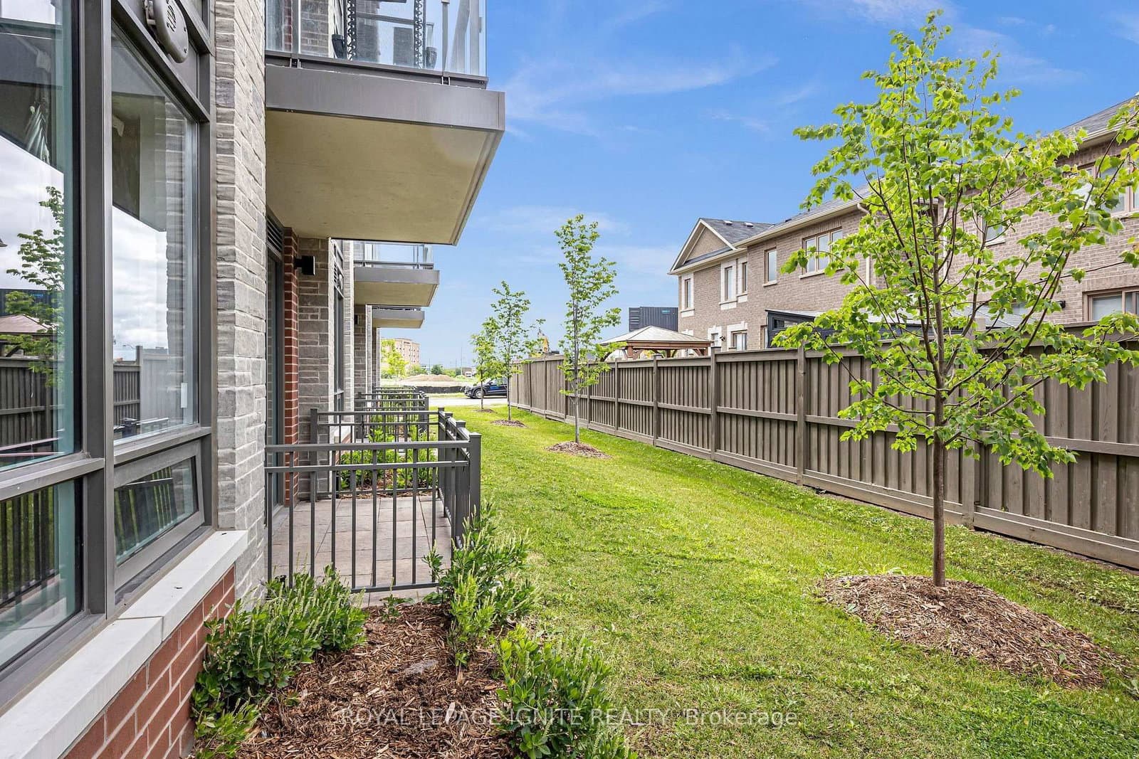 65 Attmar Drive, Unit 152 thumbnail 29