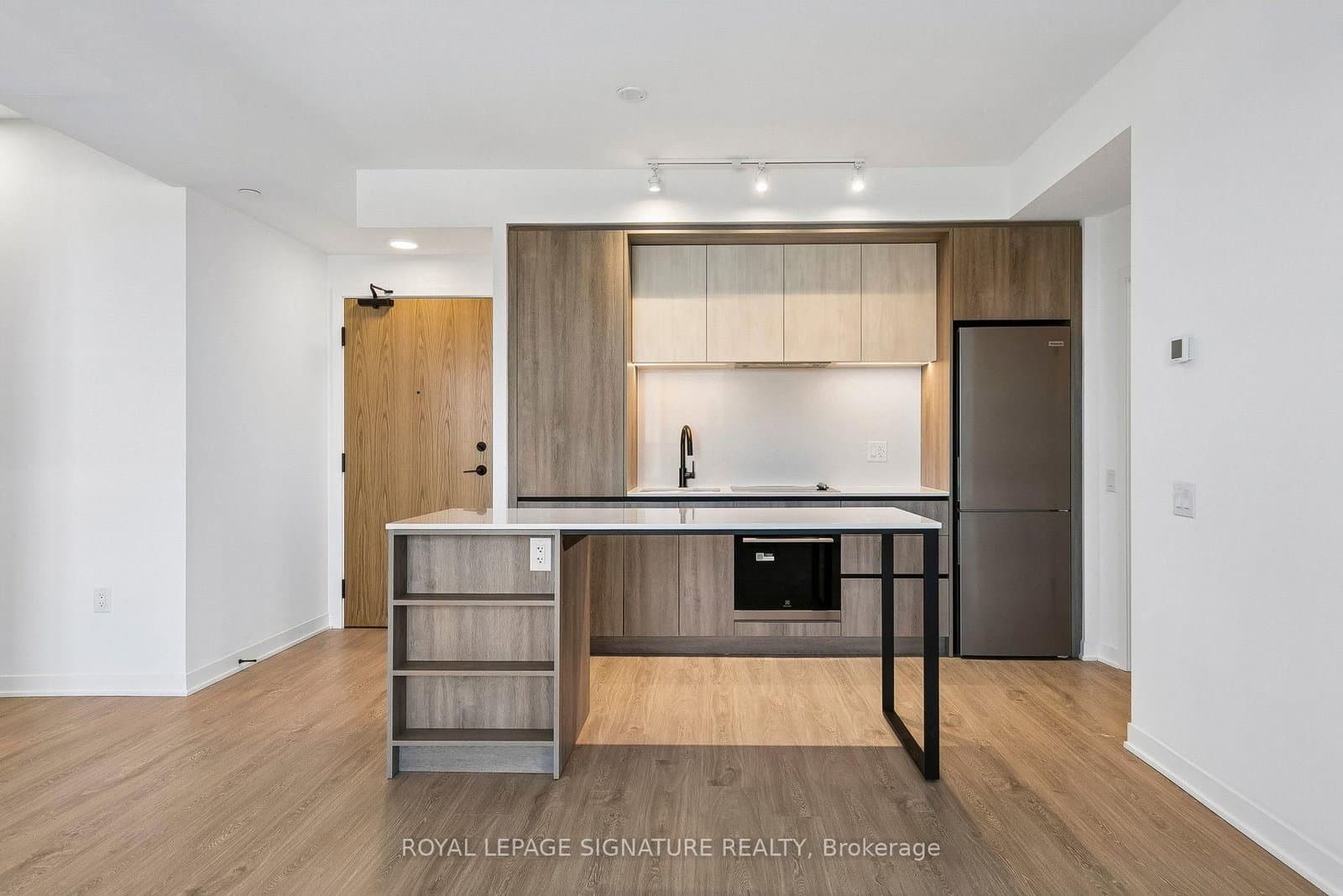 2495 Eglinton Avenue W, Unit 908 thumbnail 8