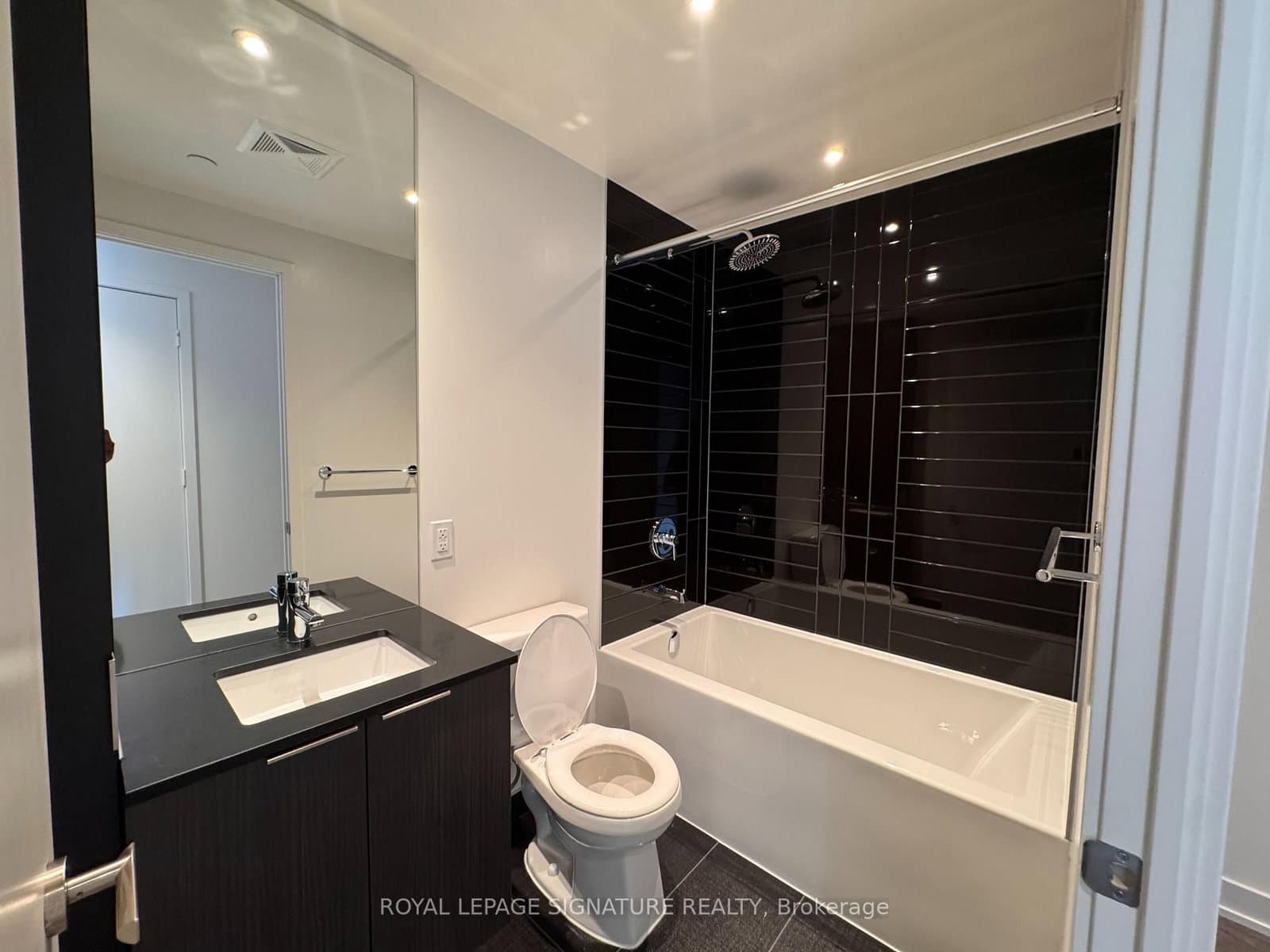 448 Burnhamthorpe Road W, Unit 4601 thumbnail 14