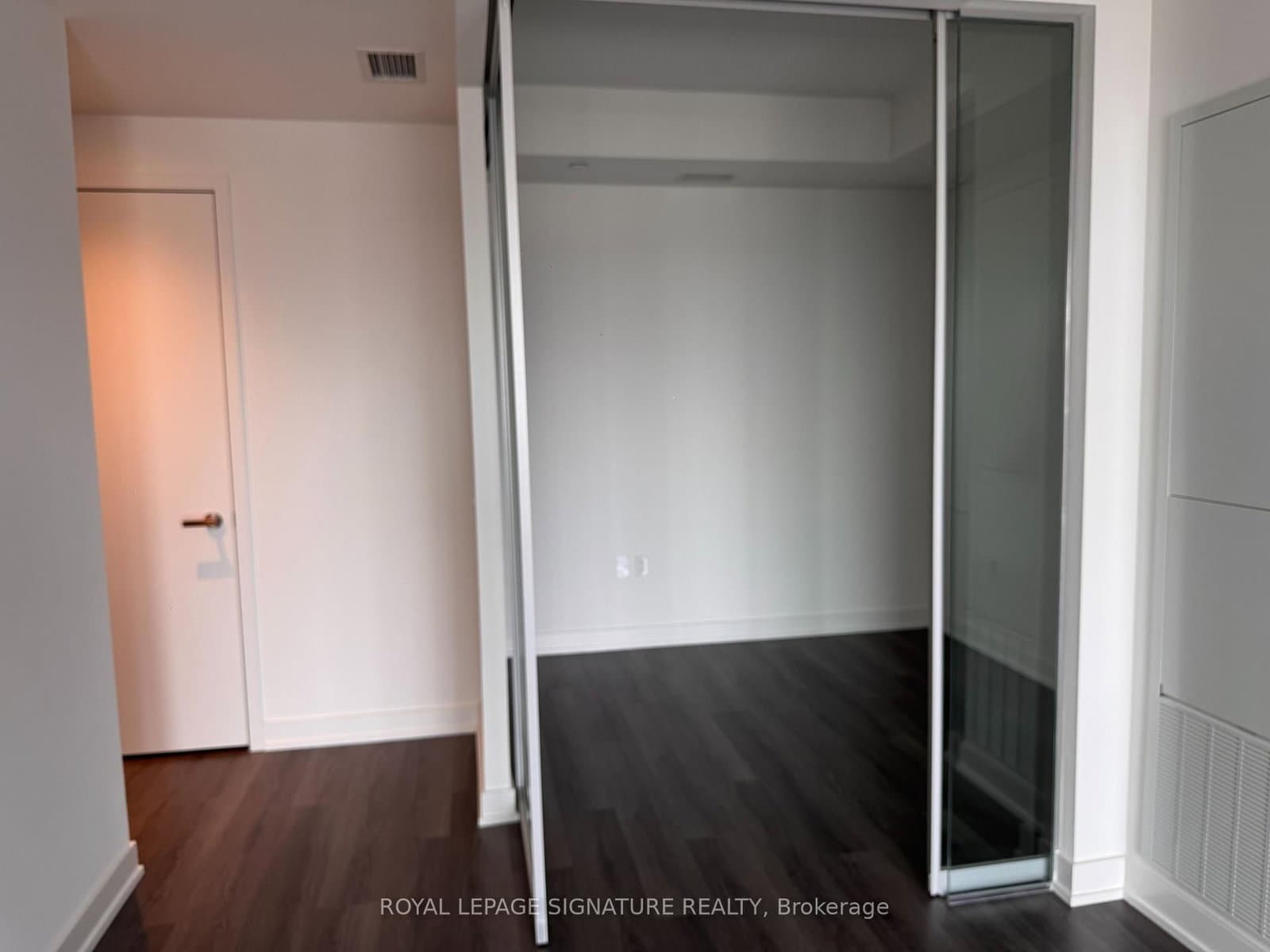 448 Burnhamthorpe Road W, Unit 4601 thumbnail 8