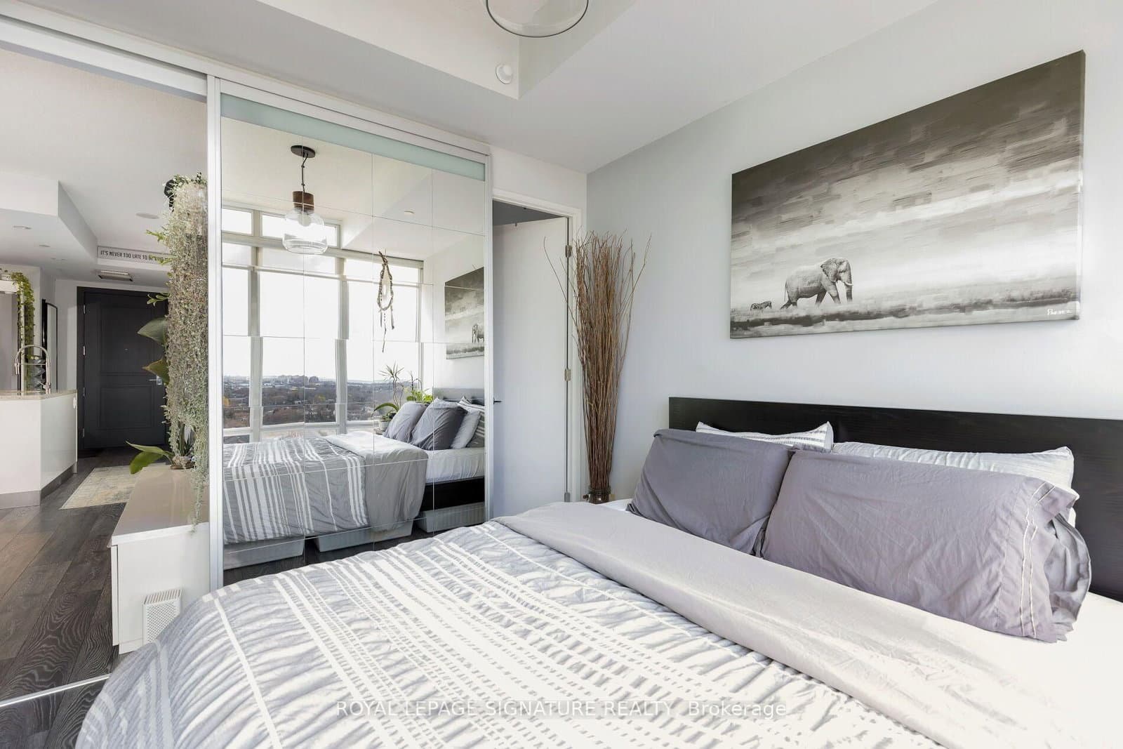 88 Park Lawn Road, Unit 1903 thumbnail 11