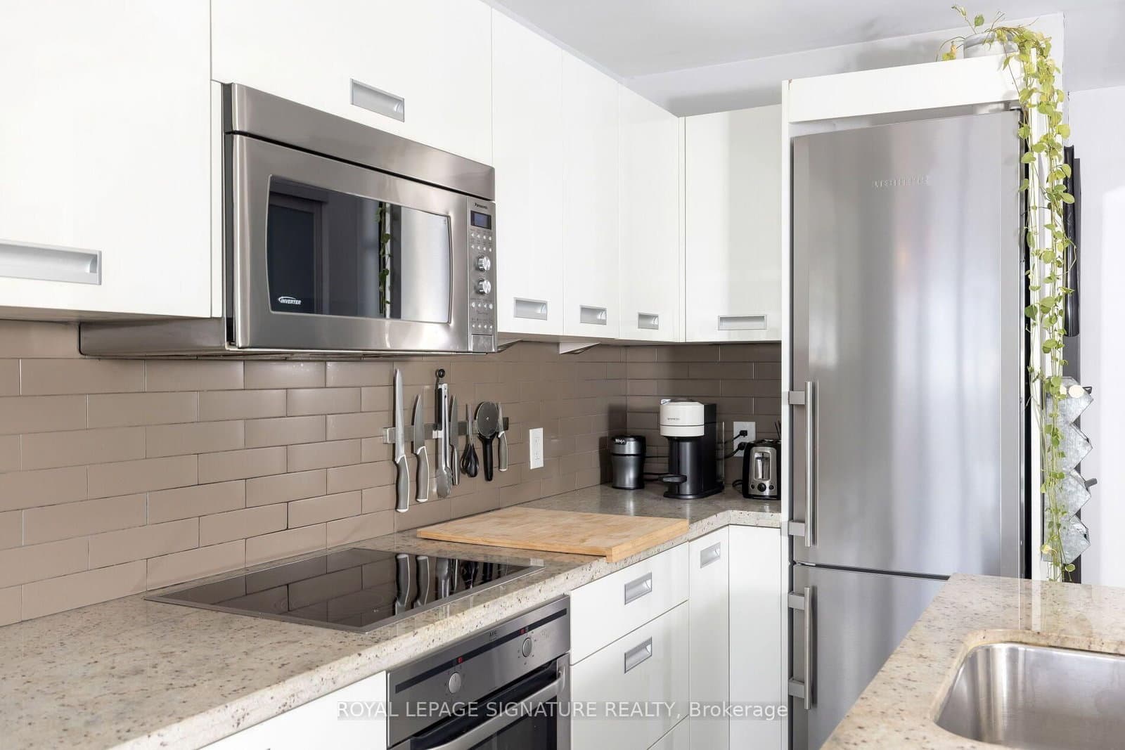 88 Park Lawn Road, Unit 1903 thumbnail 6
