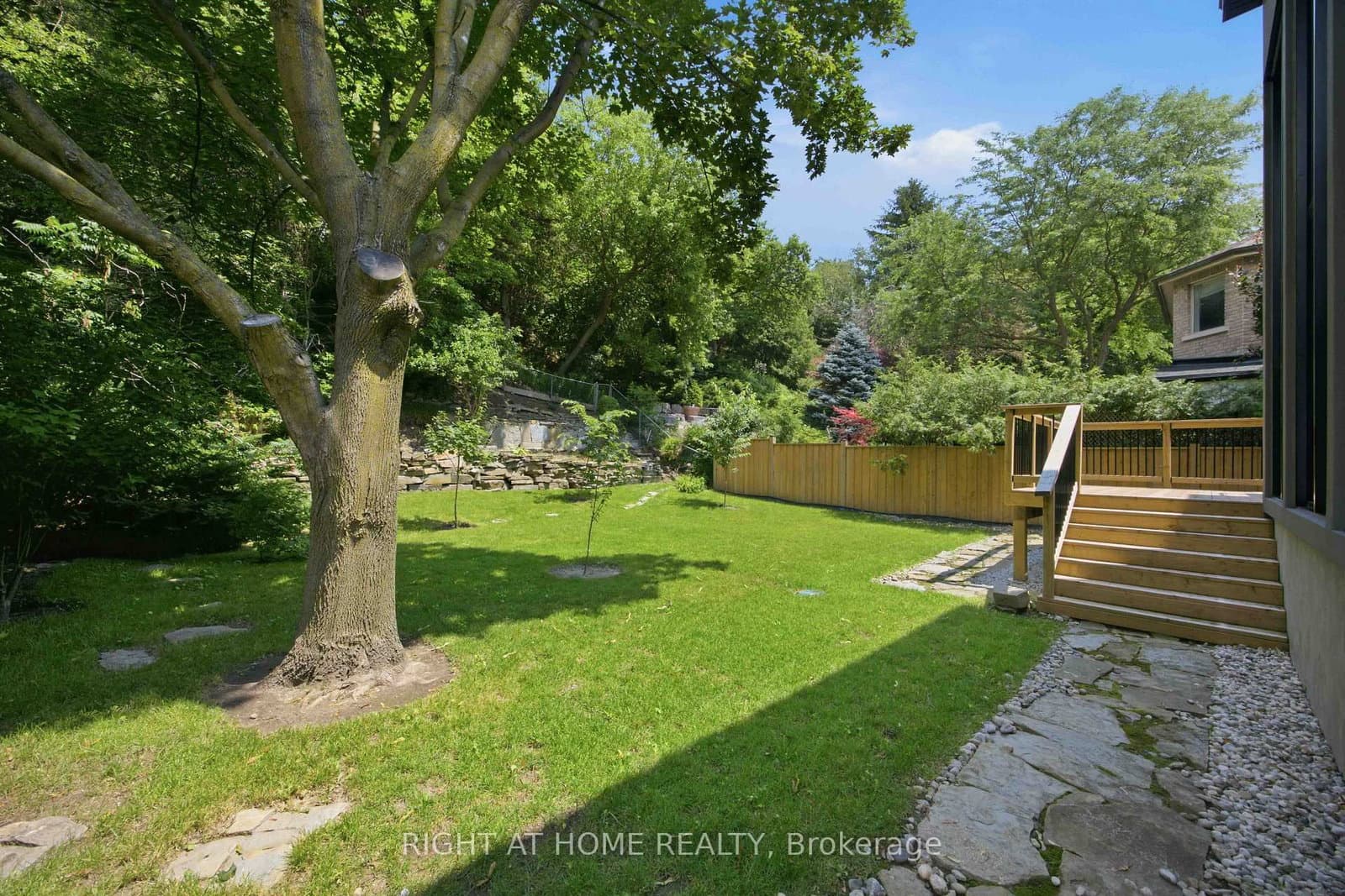 41 Bonnyview Drive thumbnail 45