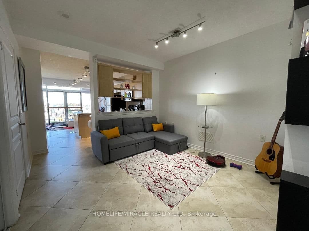 200 Burnhamthorpe Road E, Unit 1202 thumbnail 3