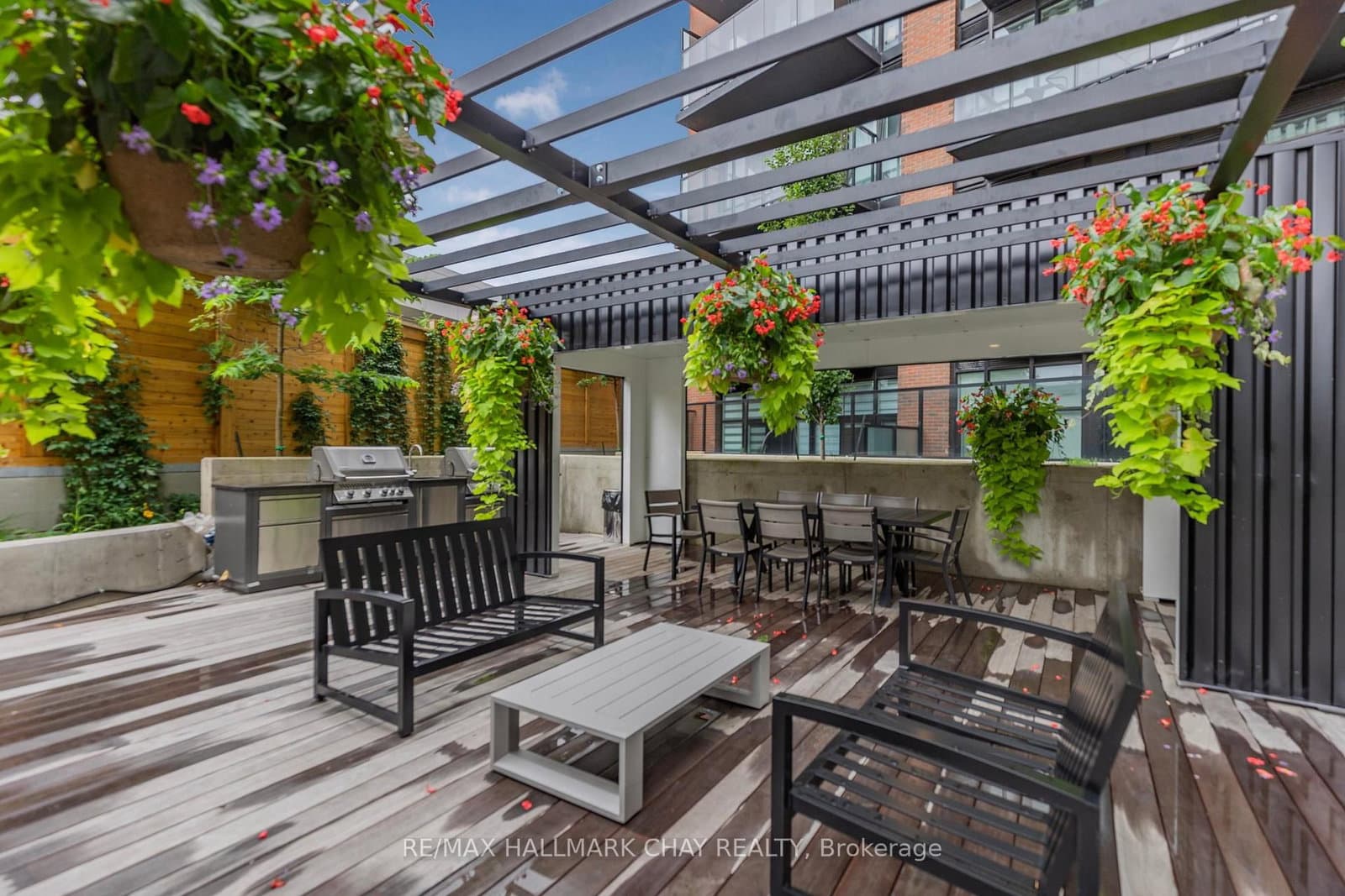 2300 St. Clair Avenue W, Unit 110 thumbnail 22