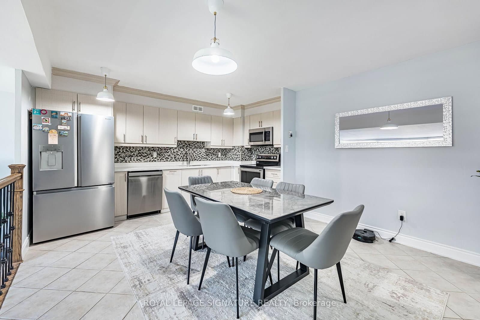25 Four Winds Drive, Unit 405 thumbnail 6