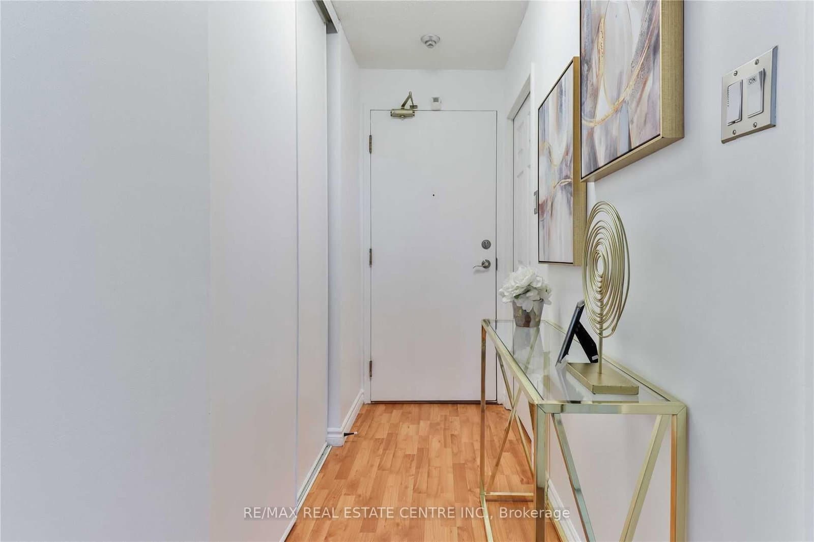 4450 Tucana Court, Unit 103 thumbnail 3