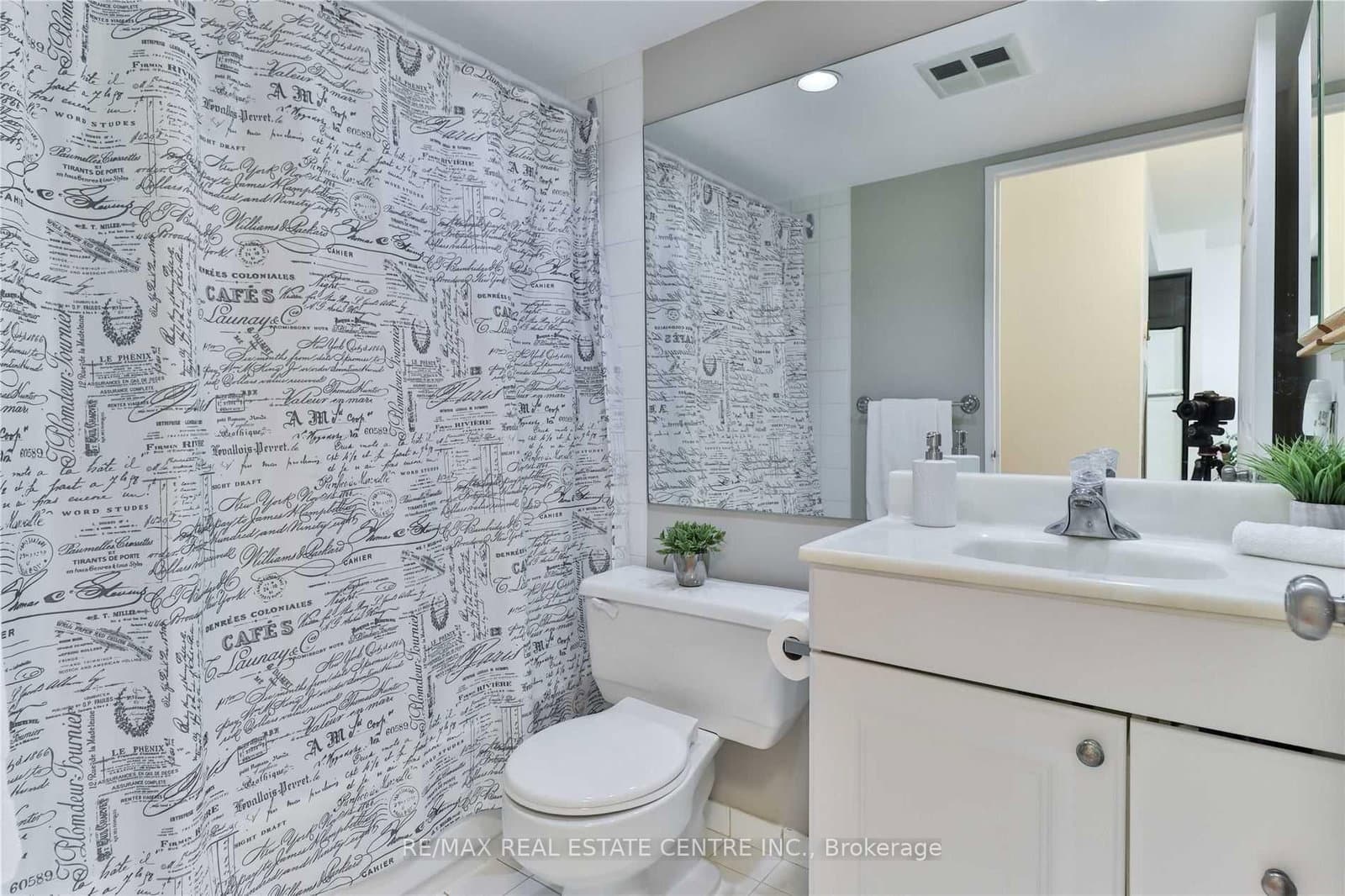 4450 Tucana Court, Unit 103 thumbnail 5