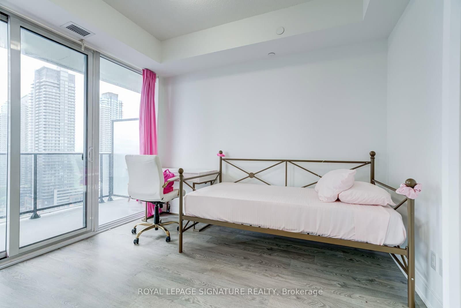 70 Annie Craig Drive, Unit 1908 thumbnail 14