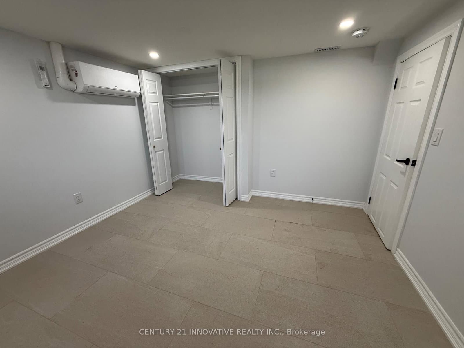 541 Chamberlain Road, Unit A thumbnail 7