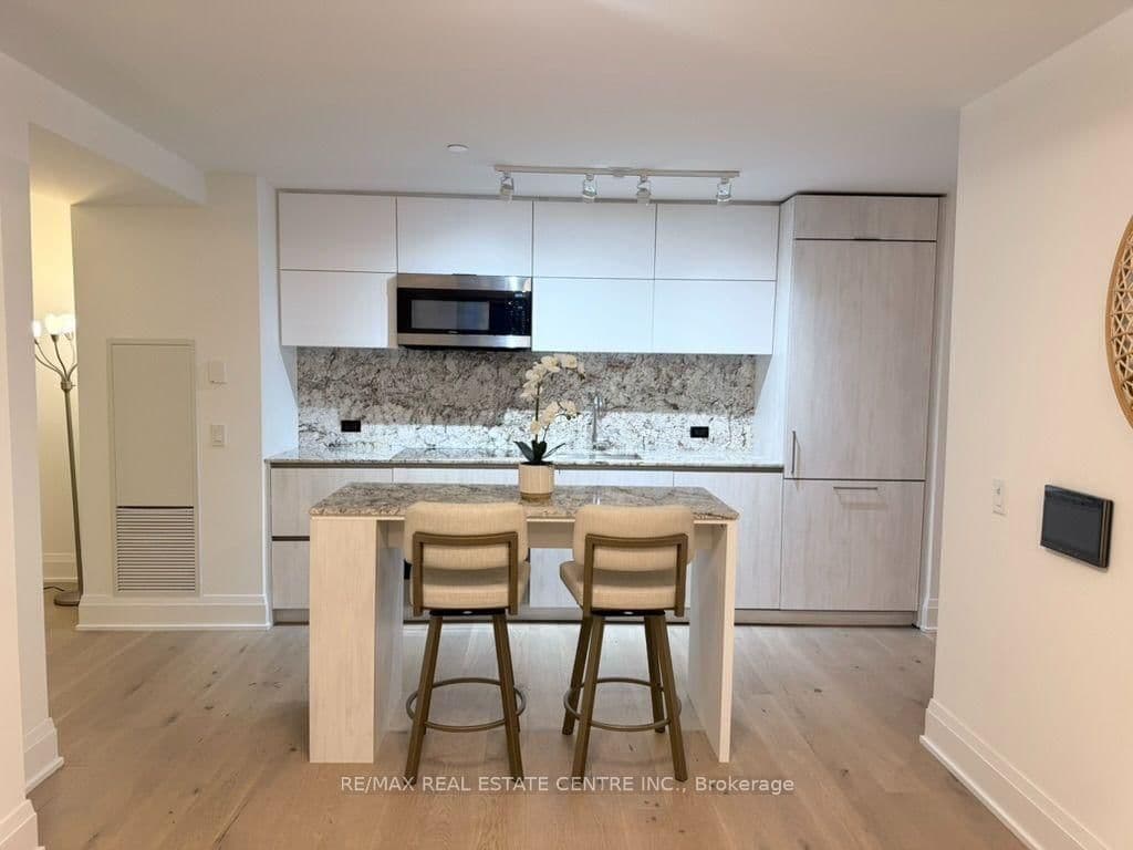 21 Park Street E, Unit 1507 thumbnail 11
