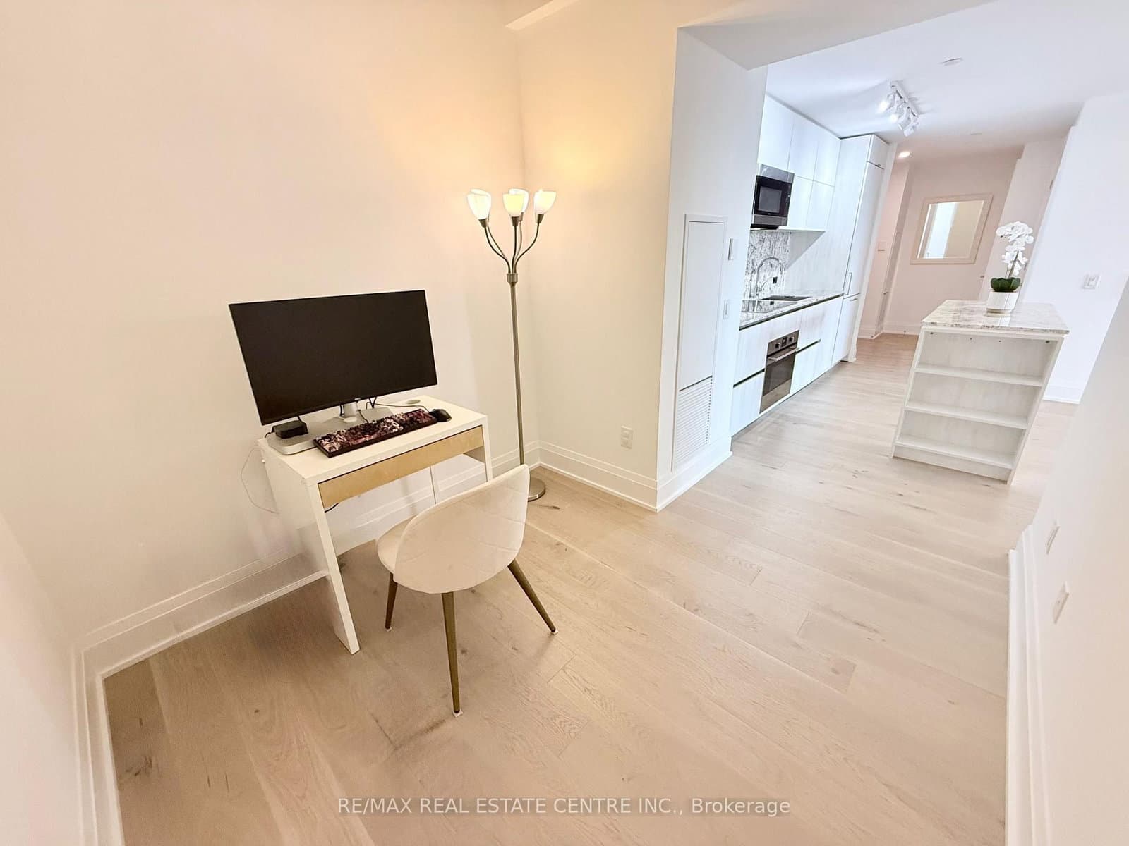 21 Park Street E, Unit 1507 thumbnail 30