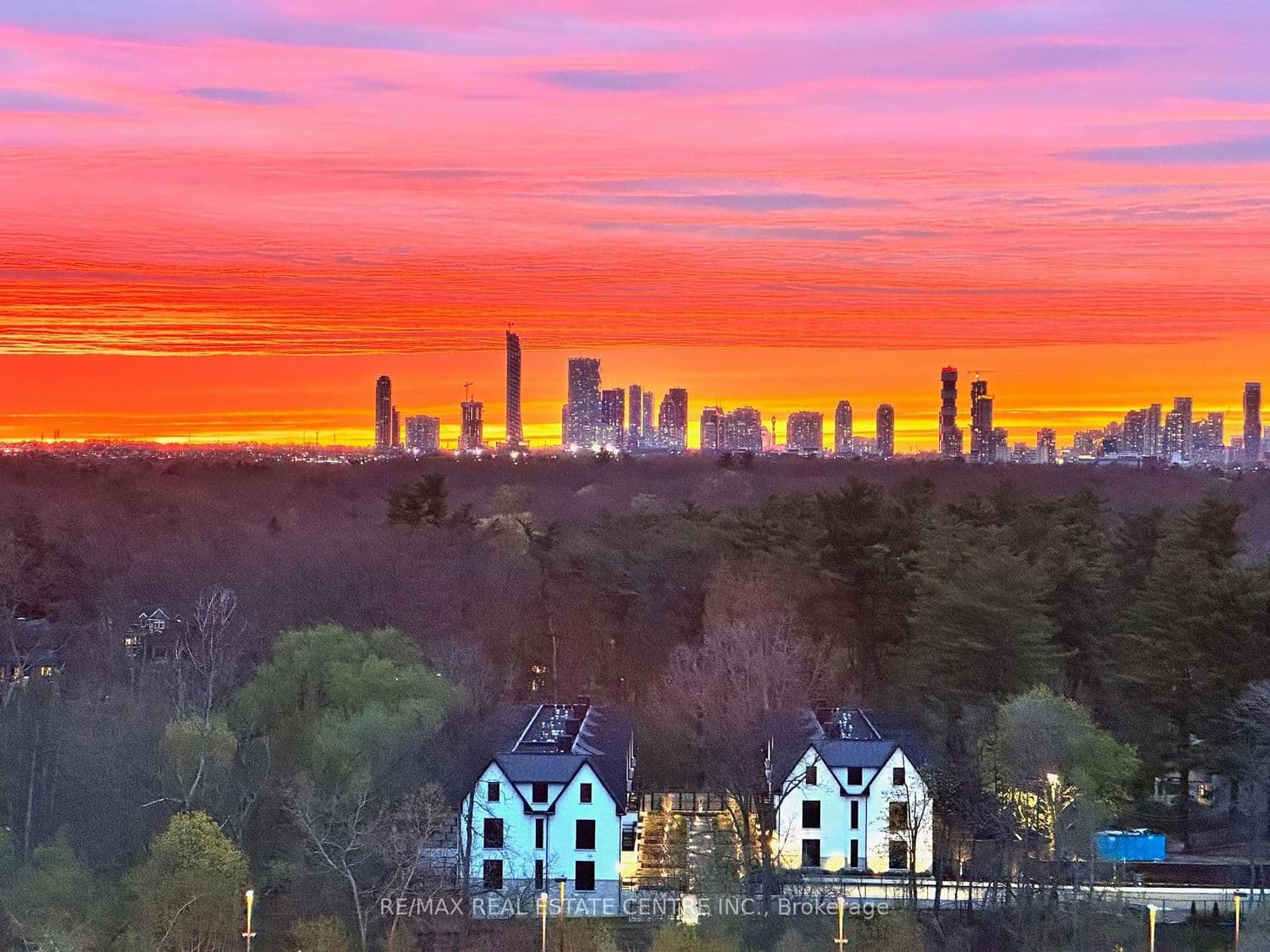 21 Park Street E, Unit 1507 thumbnail 31