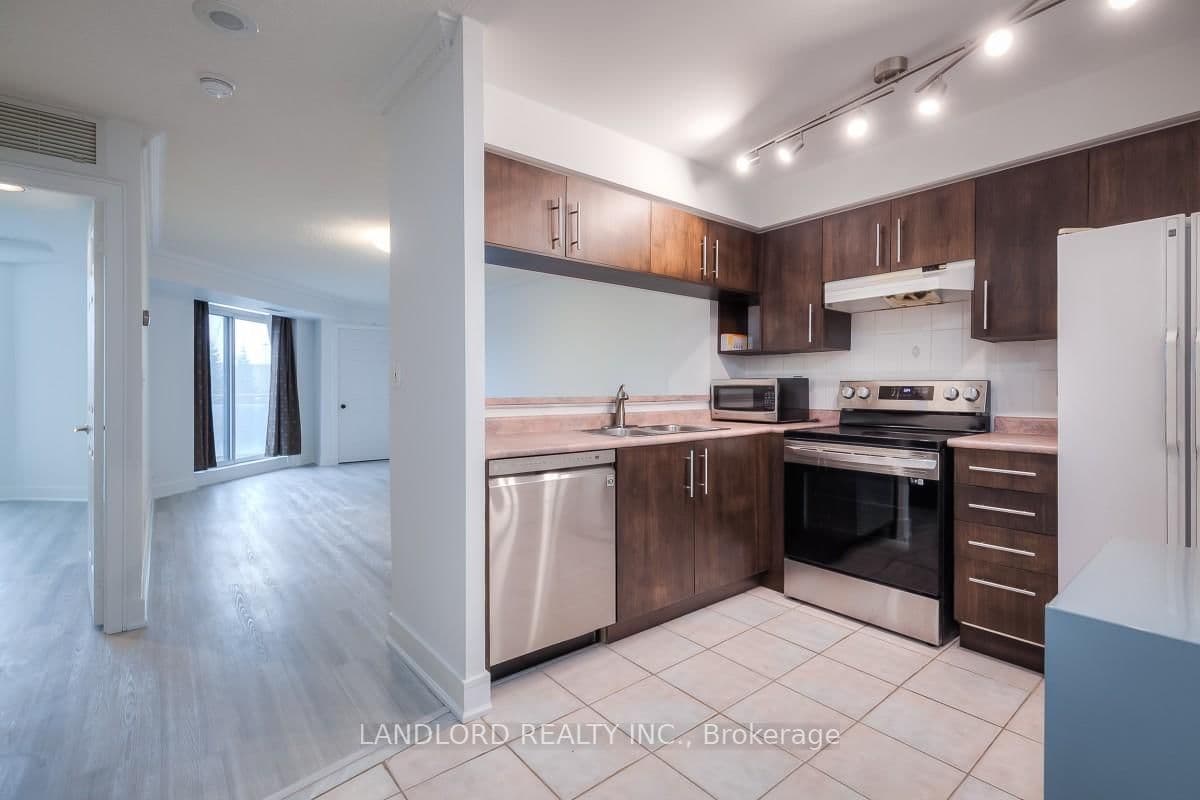190 Manitoba Street, Unit 511 - Image 1