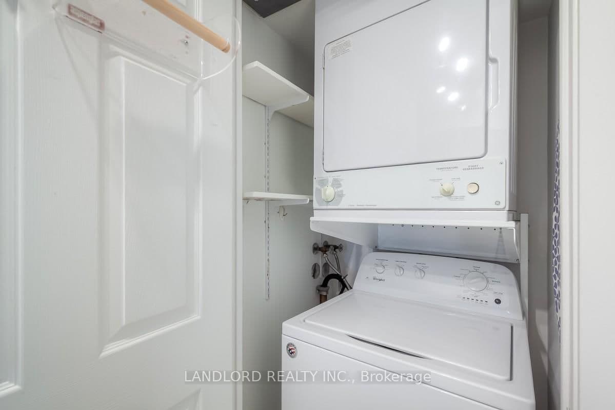 190 Manitoba Street, Unit 511 thumbnail 15
